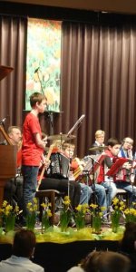 Jugend singt und musiziert im Bürgerhaus 2016
